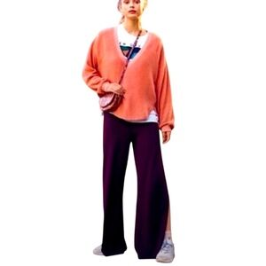URBAN OUTFITTERS Split Leg Flare Pants Burgundy Size S